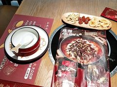 -山城外·非遗酸菜鱼(蜀都万达店)