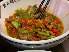 -富正毅三下锅·湘西韵味(天门山索道店)