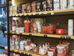 零售区-星巴克臻选(福州东百中心分店)