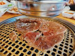 -唯成•韩国炭火烤肉 유성고기