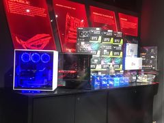 -ROG玩家国度(美罗城店)