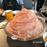 昨天第二次去吃怂火锅，门口有小姐姐唱歌，好有感觉