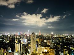 -广州中心皇冠假日酒店