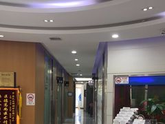 -雅悦齿科(顾村公园店)