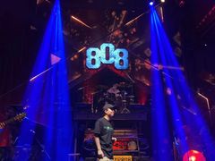 -808 LiveHouse