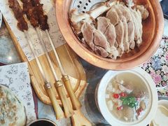 -哈啾嗨·新概念蒙餐(红星新城店)