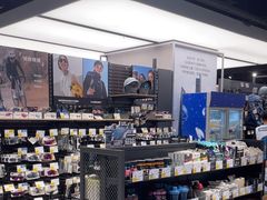 -迪卡侬(环球港店)