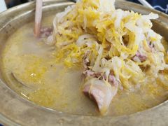 大骨头炖酸菜-关东小磨东北菜(上海长风大悦城店)