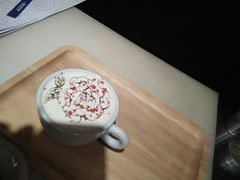 -栖巢咖啡馆(双岗店)