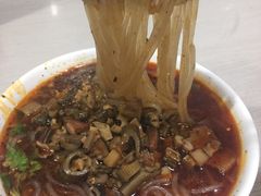 酸辣臊子粉-崇州余荞面(落虹桥店)