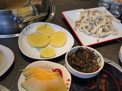 -牛品荟牛肉火锅(新城广场店)
