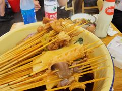 -拈签一笑黄牛肉辣卤串串