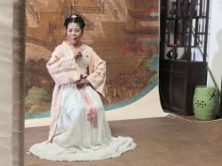 -盘子女人坊生日照·摄影馆(华强店)