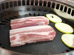 -香猪坊韩国烤肉专属门店(魏公村店)