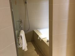 -武汉汉口火车站东方建国大酒店