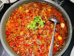 -麻六记(凤凰汇店)