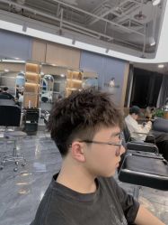 点击看大图 -Sying杉影日式烫染專門店