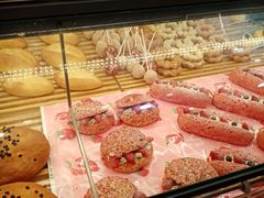 -面包新语(龙湖·西宸天街店)