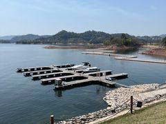 -千岛湖希尔顿休闲艇俱乐部