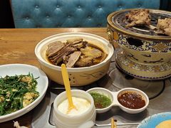 -蒙亨·手把肉·蒙古包文化主题餐厅(天恒广场店)