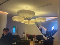 -涨巢·潮玩水疗局