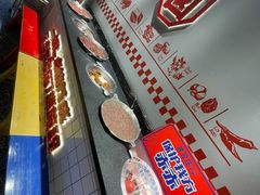 -喜悦小串丹东小黄牛海鲜烧烤大排档(民主广场店)