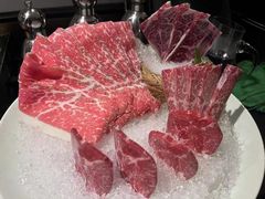 -余欢领鲜火锅(新街口店)