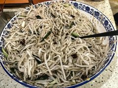 -闫家驴肉老店(华电一校店)