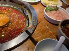 -城墙拐拐火锅(三峡广场黑金冠店)