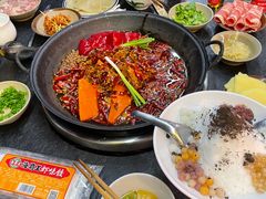 -四小区火锅·巷子里的重庆火锅(花照壁店)