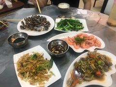 -覃记海鲜美食餐厅