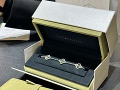 -Van Cleef & Arpels(海港城海洋中心店)