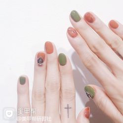 -Pink You美甲美睫纹绣定制中心