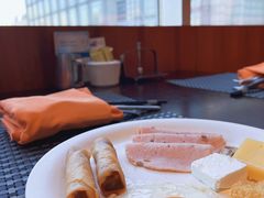 -青岛海尔洲际酒店