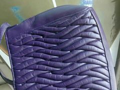 -京伟修鞋洗鞋奢侈品皮具护理店