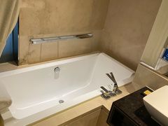 -广州天河希尔顿酒店