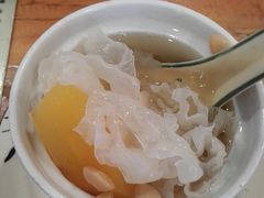 雪耳炖木瓜-沙湾甜品(升平街店)