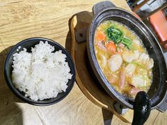 -极有家小鱼小鸡石锅煲(佳兆业店)