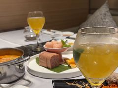 -红鼎豆捞·非遗鲍皇汤火锅(宝丰路店)