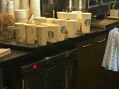 -星巴克臻选(盐城金鹰聚龙湖店)