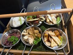 -一朵菌·野生菌探索家火锅(南亚店)