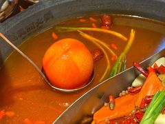 番茄红油鸳鸯锅-赵美丽·重庆社区火锅·直营店(火车东站·中豪国际店)