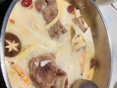 -三人行骨头王火锅(长寿店)