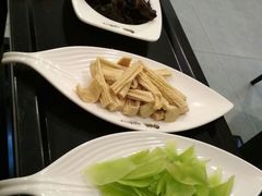 -张大师鸭爪爪特色干锅(南湖店)