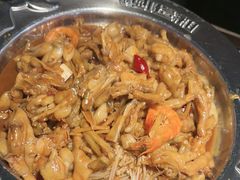 -胖哥俩肉蟹煲(济南世茂国际广场店)