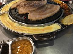 秘制五花肉.jpg-老板娘的烤肉店(港湾广场店)