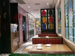 -粤新茶餐厅(江北万达广场店)