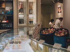 -PAUL LAFAYET 法式甜品(港汇广场店)