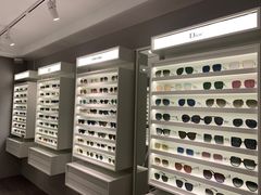 -目艮眼镜SHOWROOM(品牌集合店)