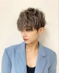 -TOP HAIR SALON